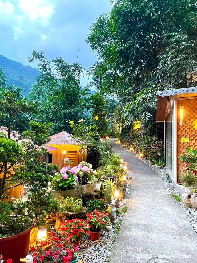 防城港白房子民宿欢迎您回家宅在最美的花园房里观皓月繁星