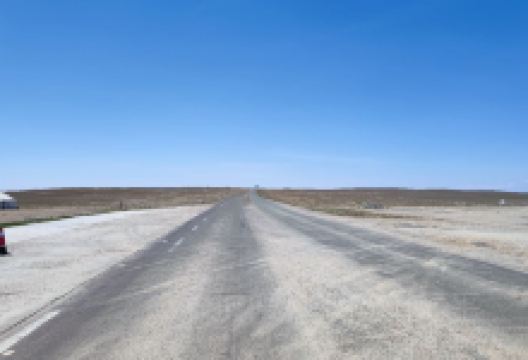 卡拉麦里有蹄类保护区景点图片