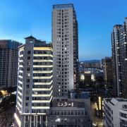 云上四季酒店(大理洱海嘉士伯大道店)