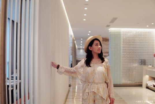 Gallery 2