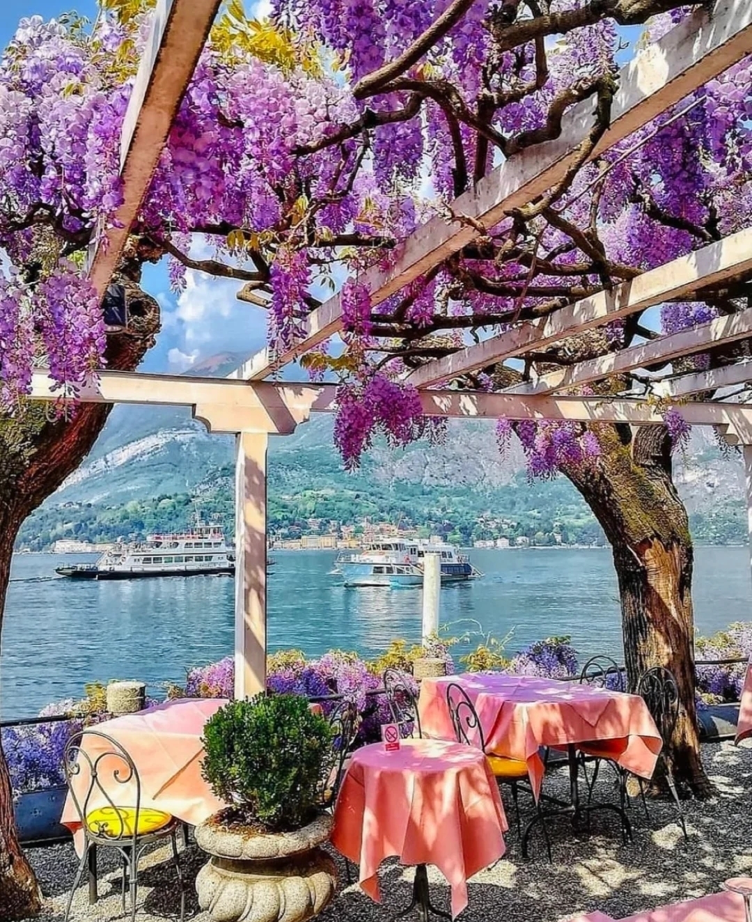花丛里的唯美小镇|意大利科莫湖畔的贝拉焦