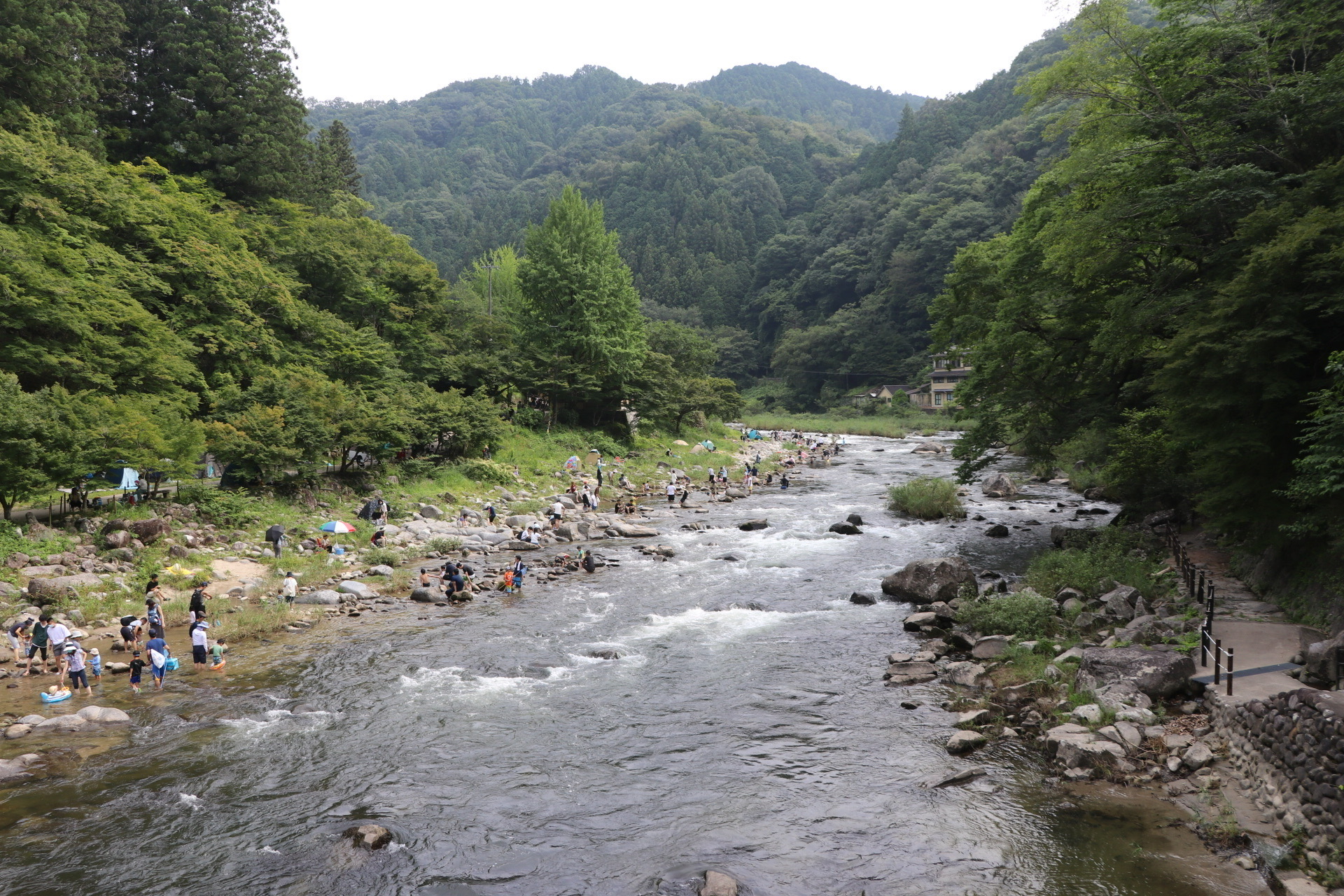 夏日里的香岚溪