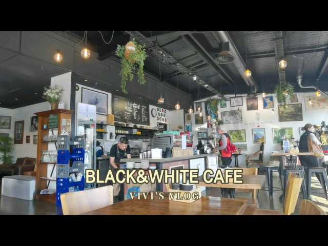 BLACK&WHITE CAFE CARTEL