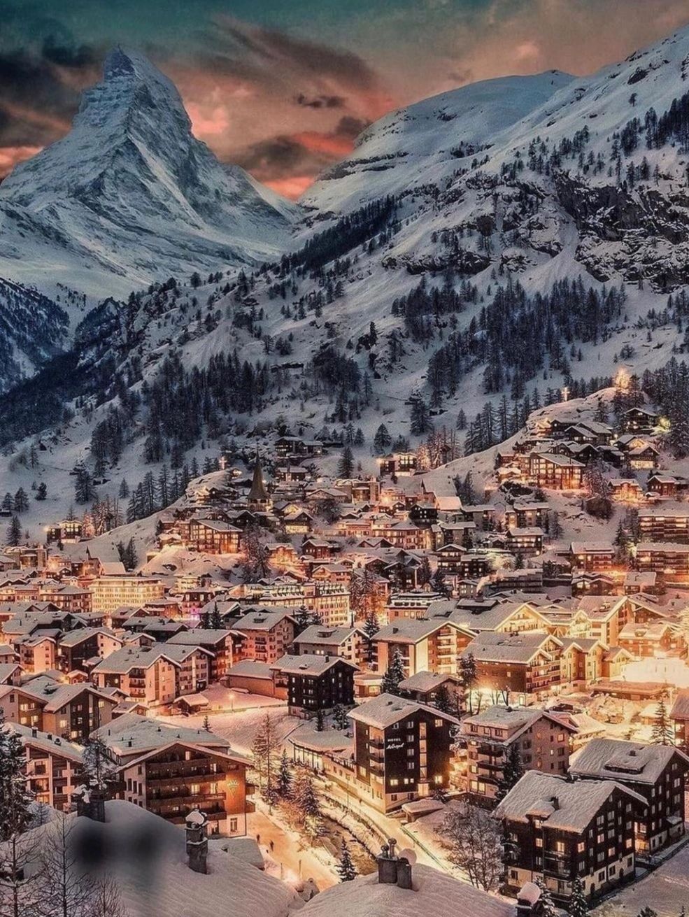 瑞士|马特洪峰下的冰川小镇，夜景星光点点