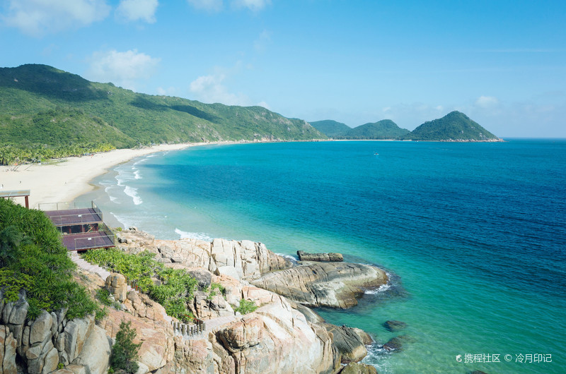 中国最美的无人沙滩:海南陵水呆呆岛