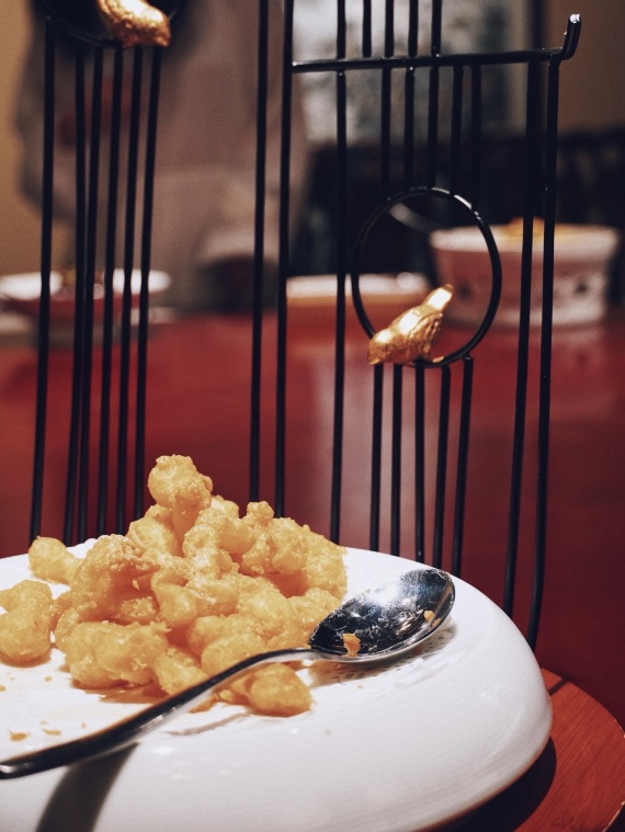 麓下箪食