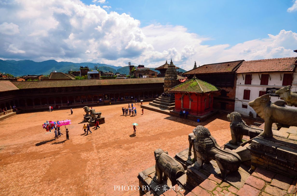 尼泊尔的红色之城，艺术品一样的旧王宫 巴德岗（Bhadgaon），也译作巴克塔普尔（Bhaktapu