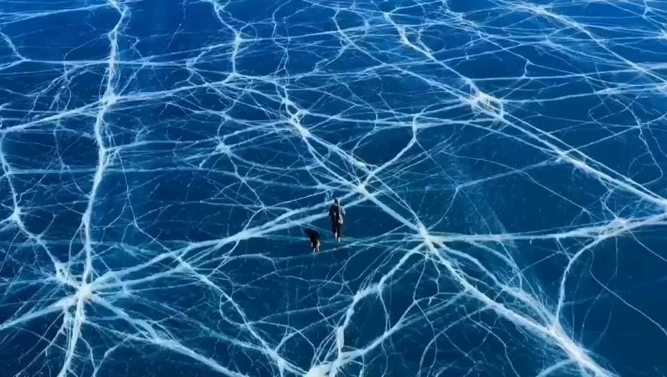 拍照圣地|贝加尔湖蓝冰旅拍