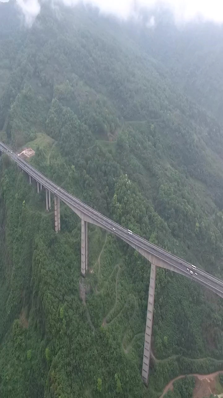 中国超级工程，雅西高速