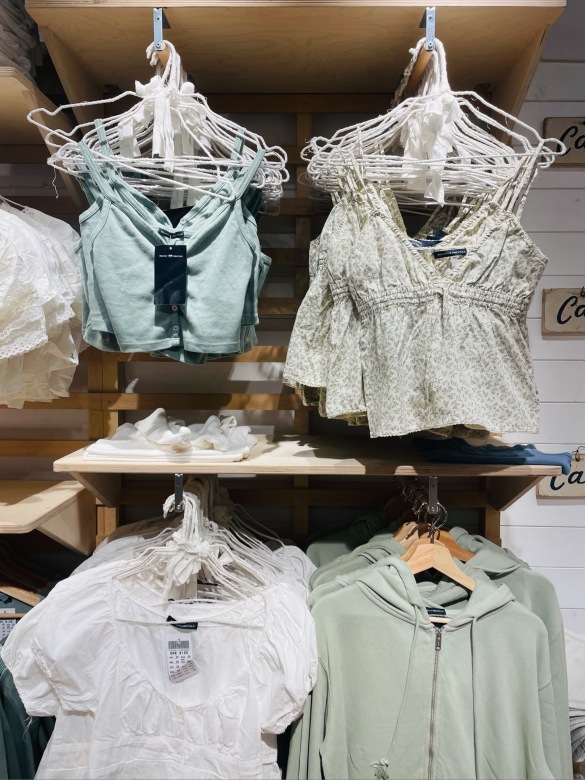 上海BRANDYMELVILLE购物攻略,BRANDYMELVILLE物中心/地址/电话/营业时间【携程攻略】