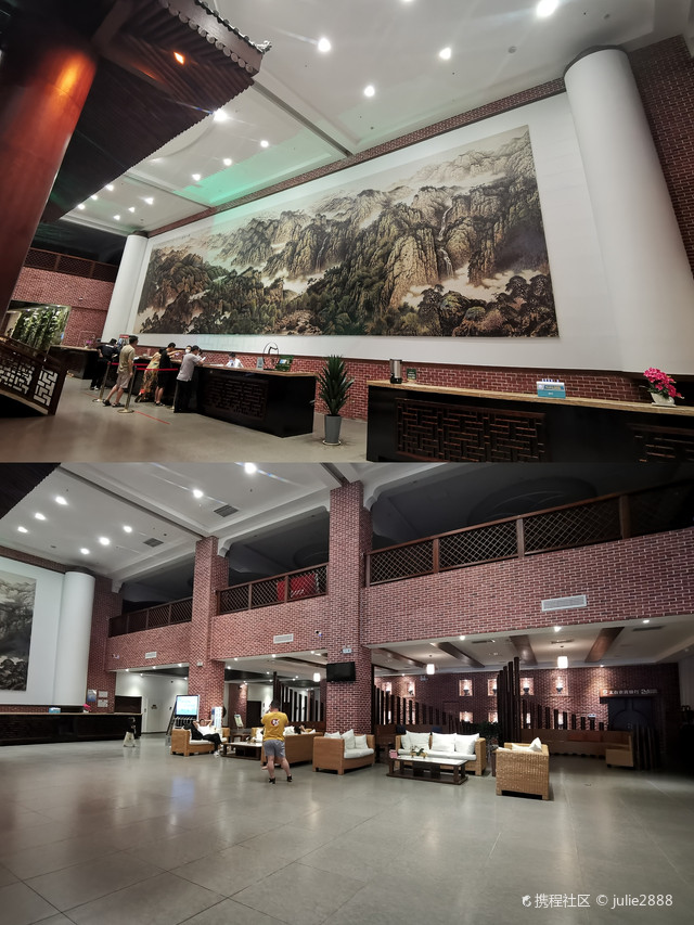 最火爆的避暑酒店之一太白青峰峡悦豪假日酒店