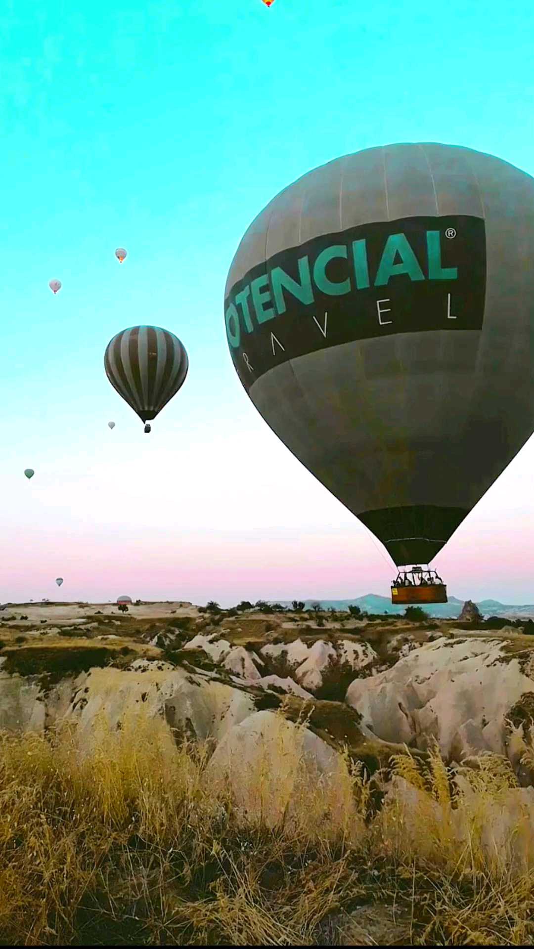卡帕多奇亚的最佳游览方式：热气球！