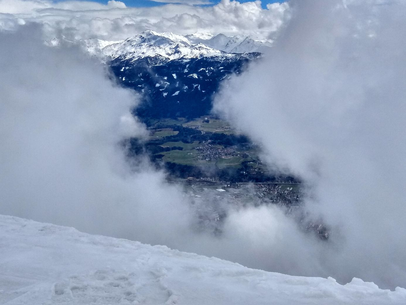 三届冬奥会的举办地，能与瑞士雪山媲美的-因斯布鲁克-北链山😬👏