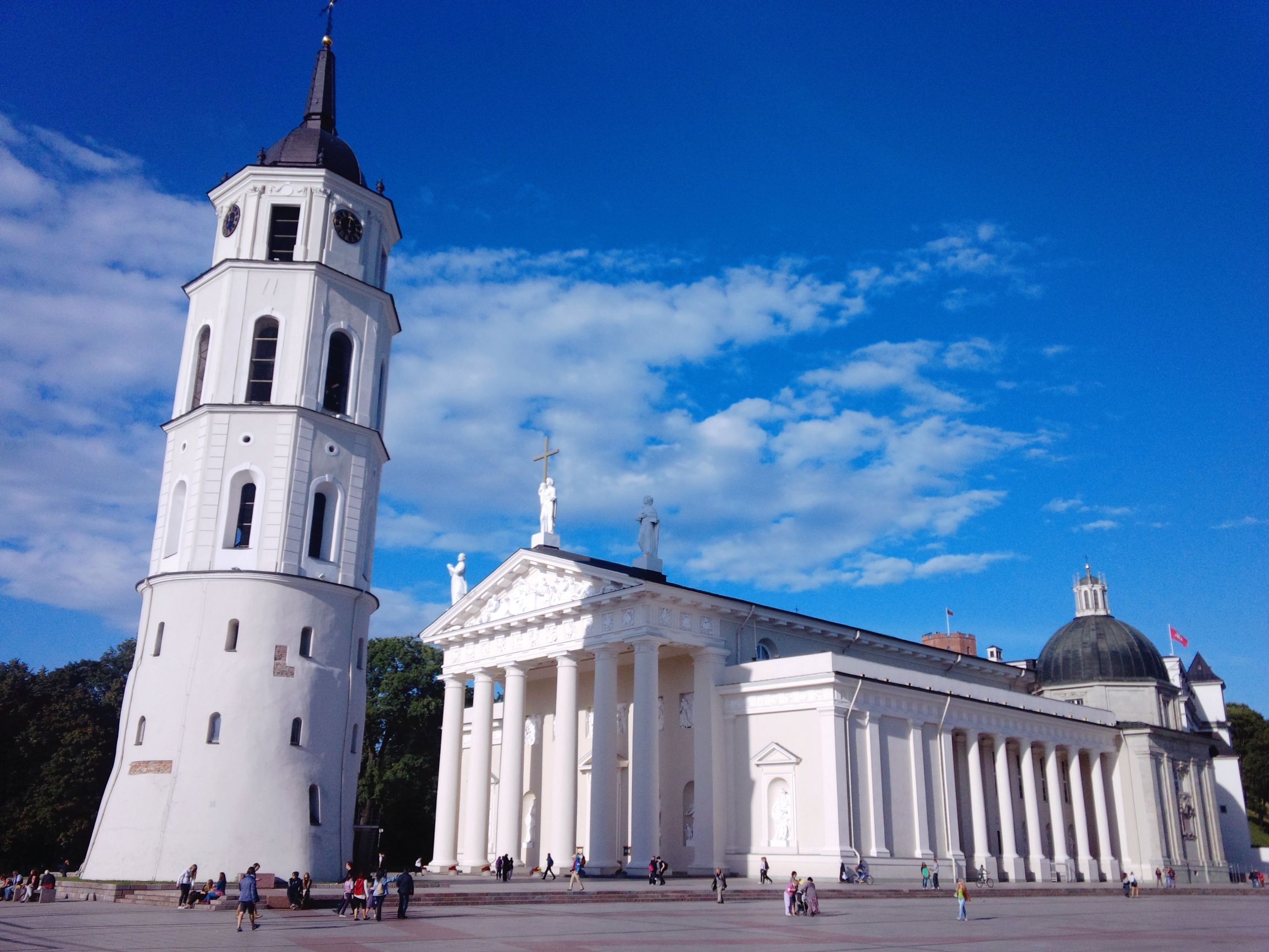 玩转立陶宛# 维尔纽斯大教堂