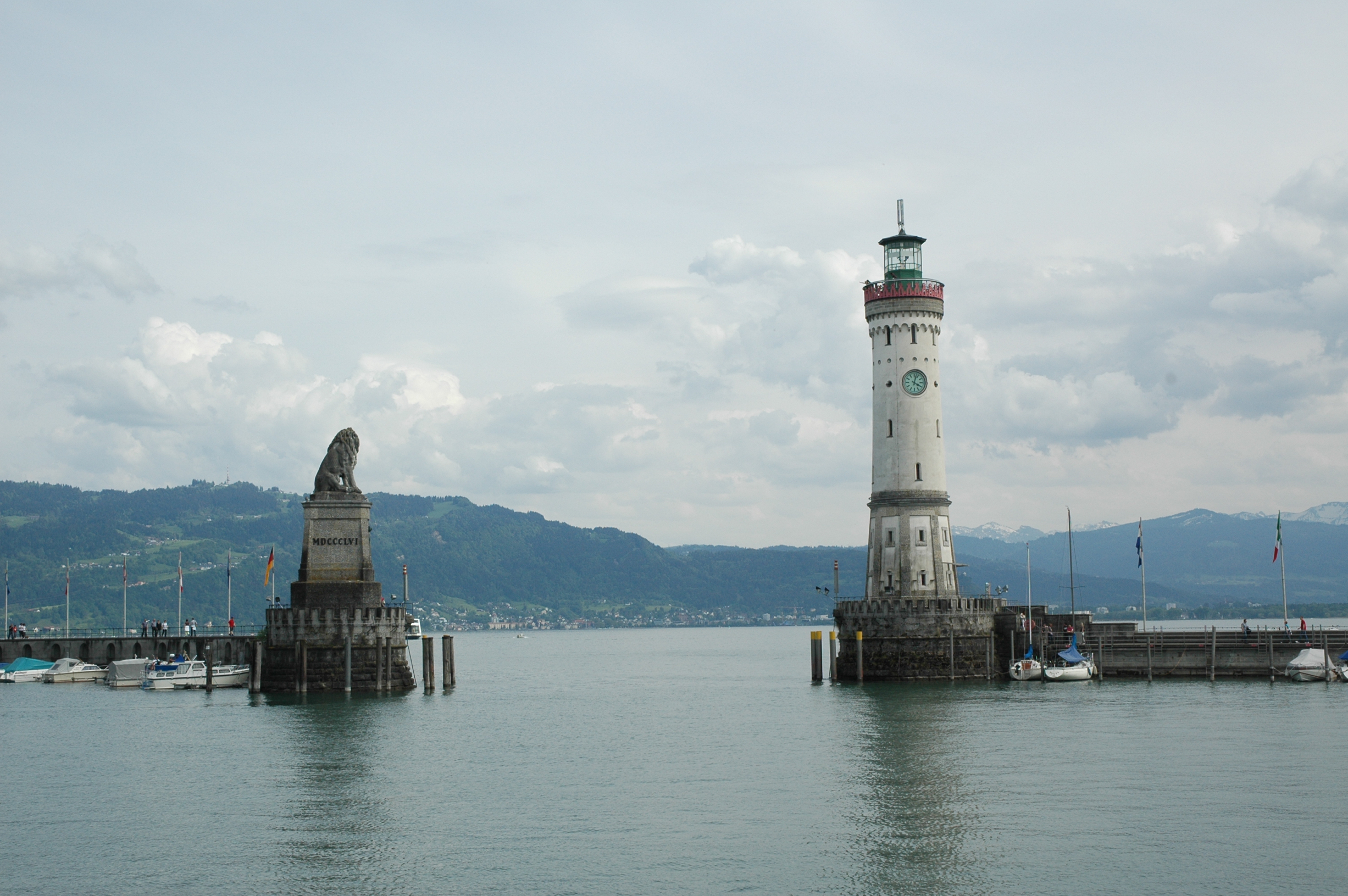博登湖上的自由灯塔