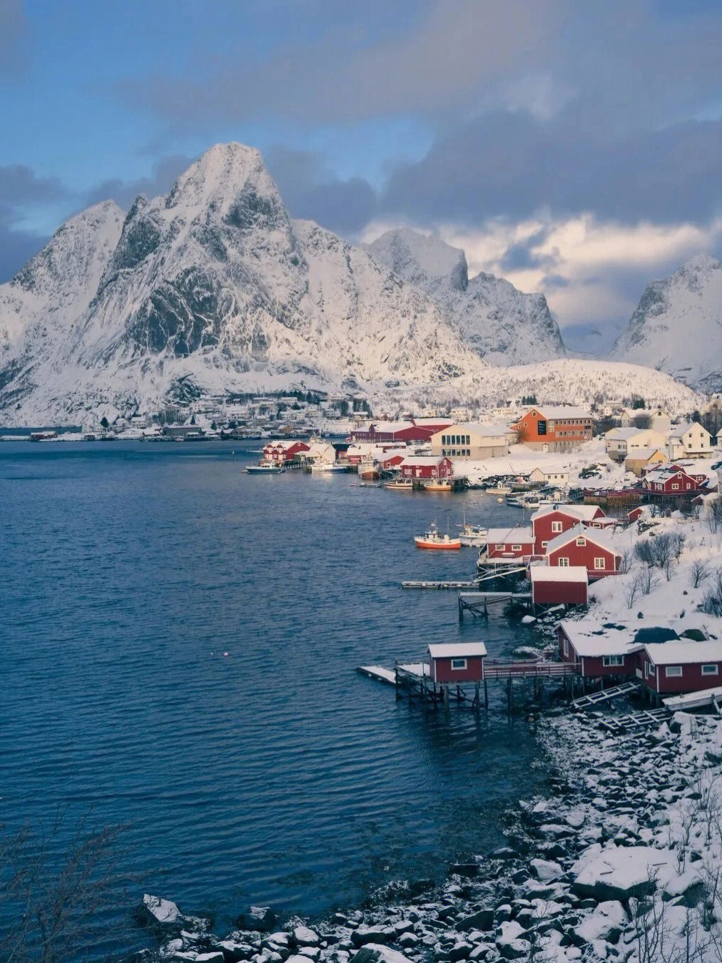 旅拍力荐欧洲最美小镇之一——挪威的雷讷小镇👏👏