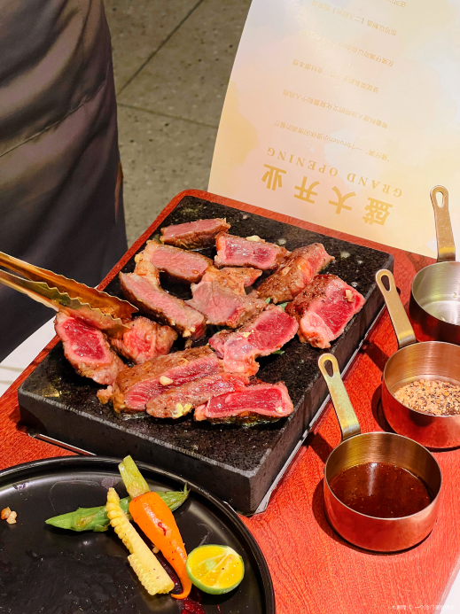 猪仔满西餐厅·甜品·茶饮(联丰中心公寓店)