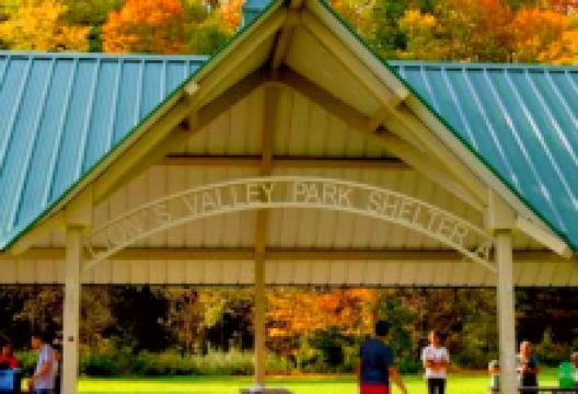 Lions Valley Park景点图片
