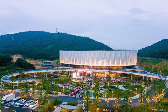 绿城天台山雪乐园