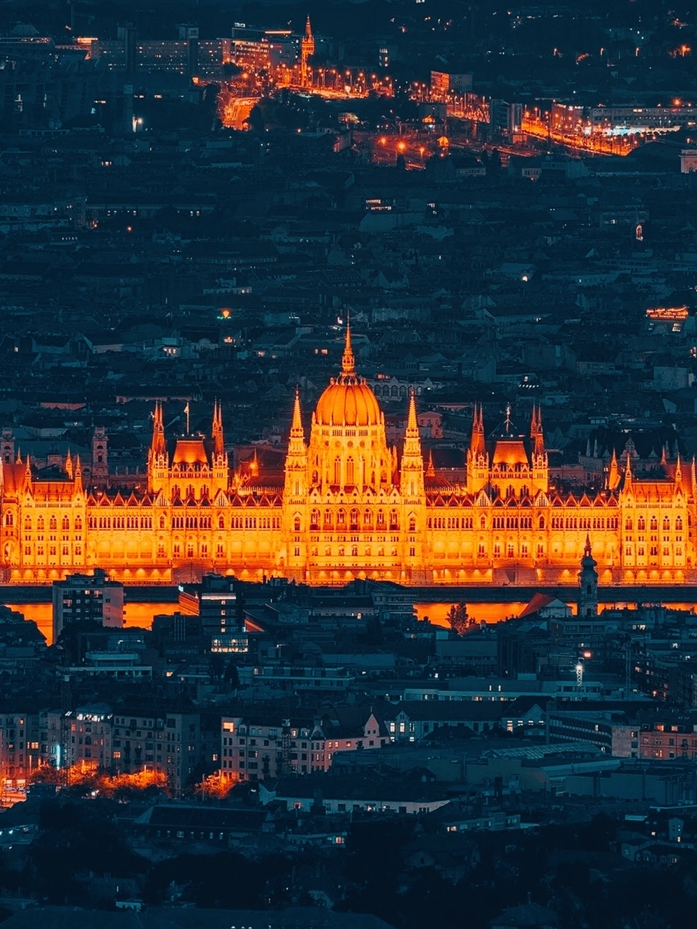 佩斯最美标志｜多瑙河畔-匈牙利国会大厦