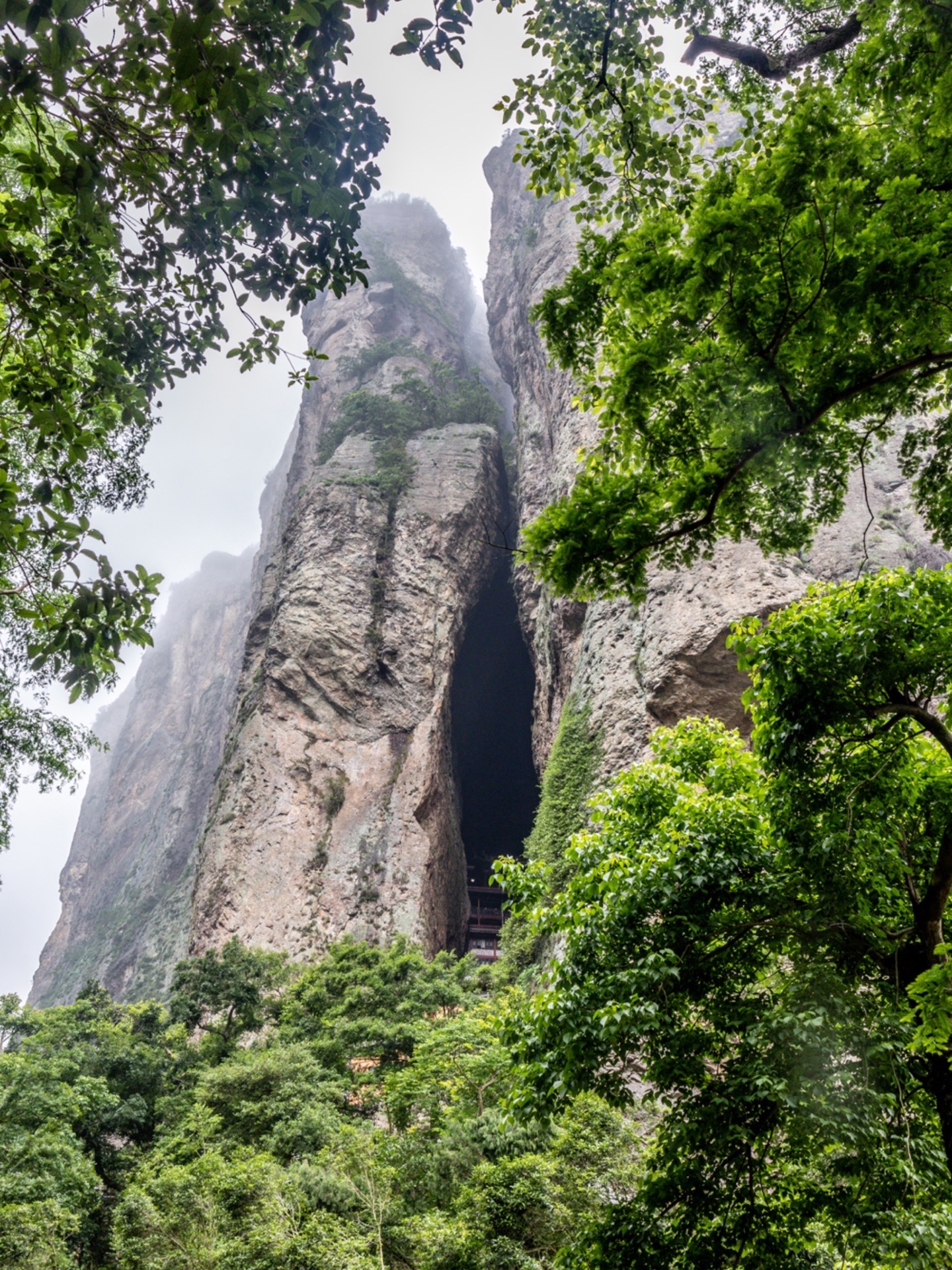 雁荡山观音洞