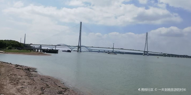 雄伟壮观的南京长江三桥与五桥!