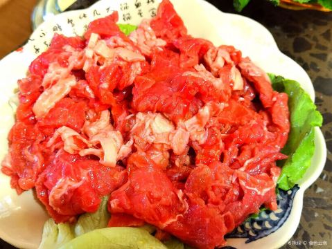 一家红烧牛肉火锅(融城店)