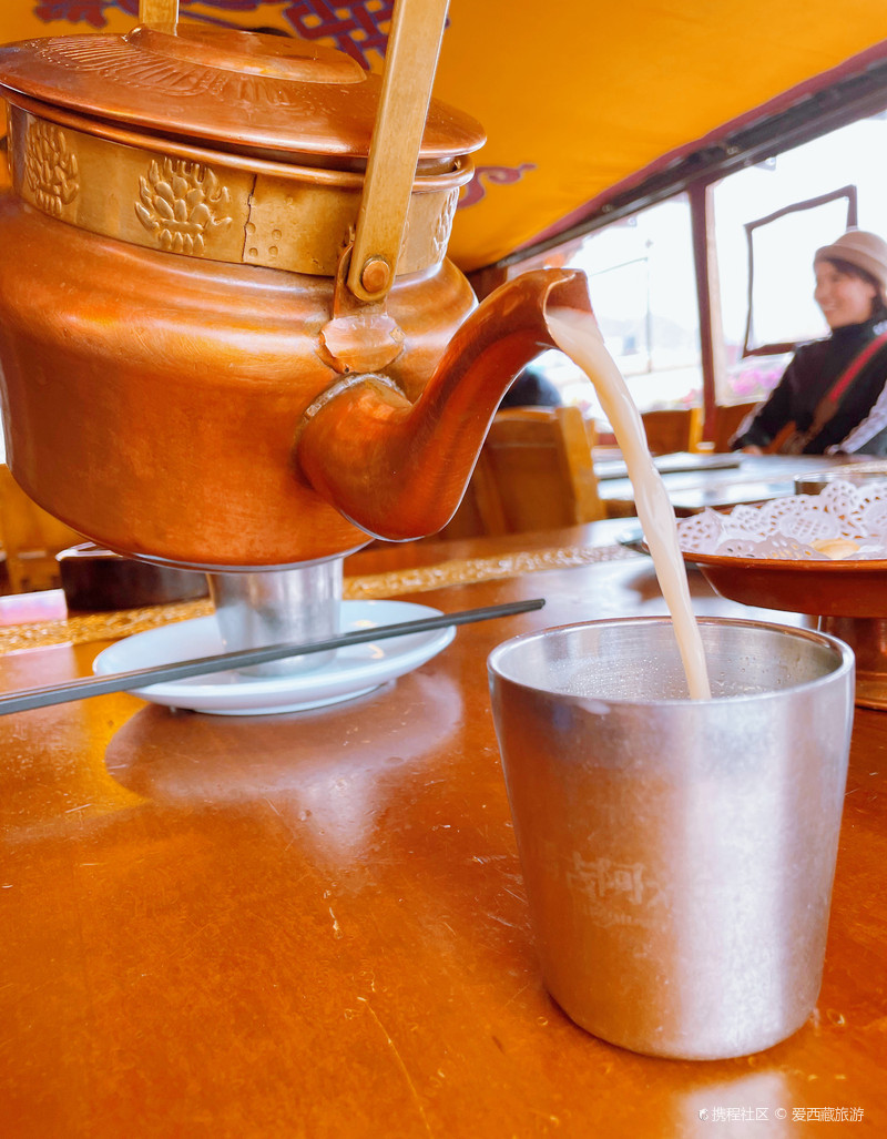 西藏美食之 甜茶在拉萨有多流行