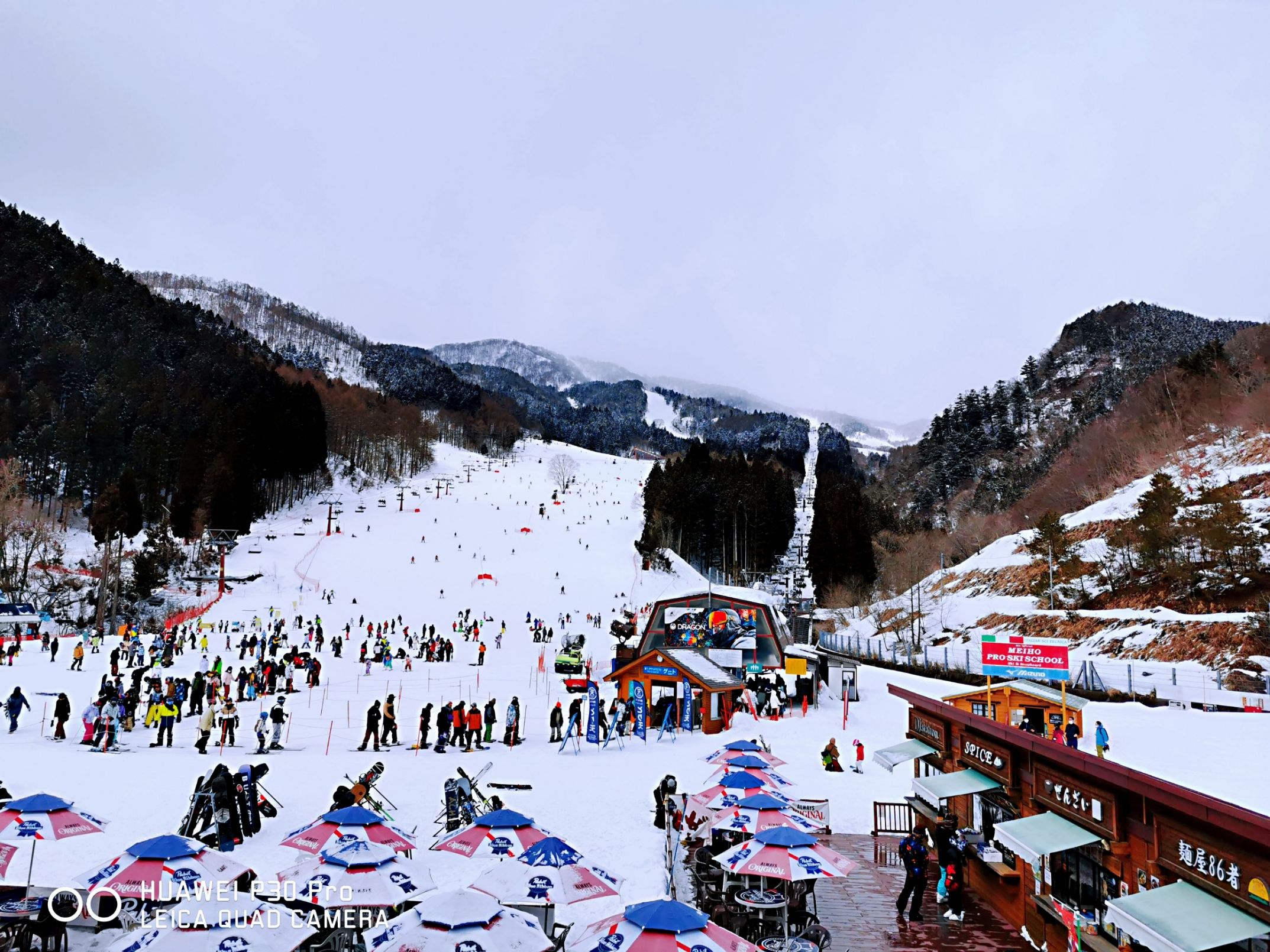 冬季滑雪泡汤是最嗨