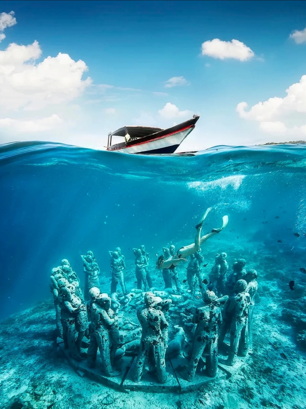 水里竟藏着48个人｜巴厘岛对岸的神秘小众群岛