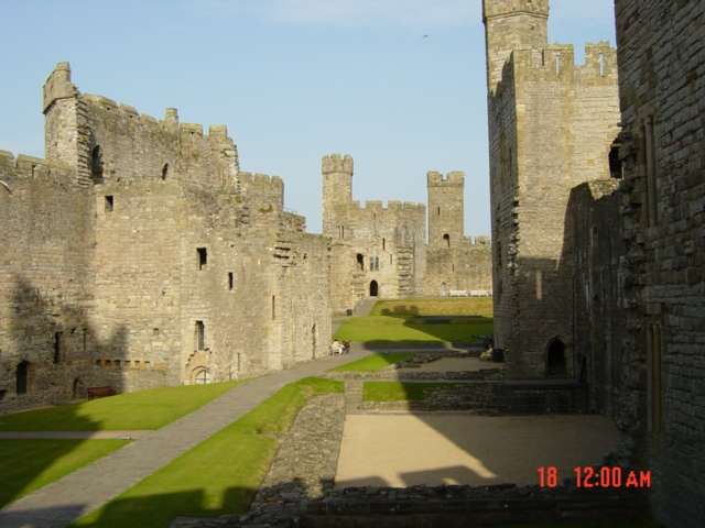 #这里的风景美如画 英国咸尔士的古城堡。