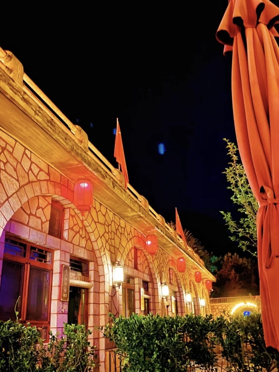 壶山温泉度假酒店餐厅餐厅图片