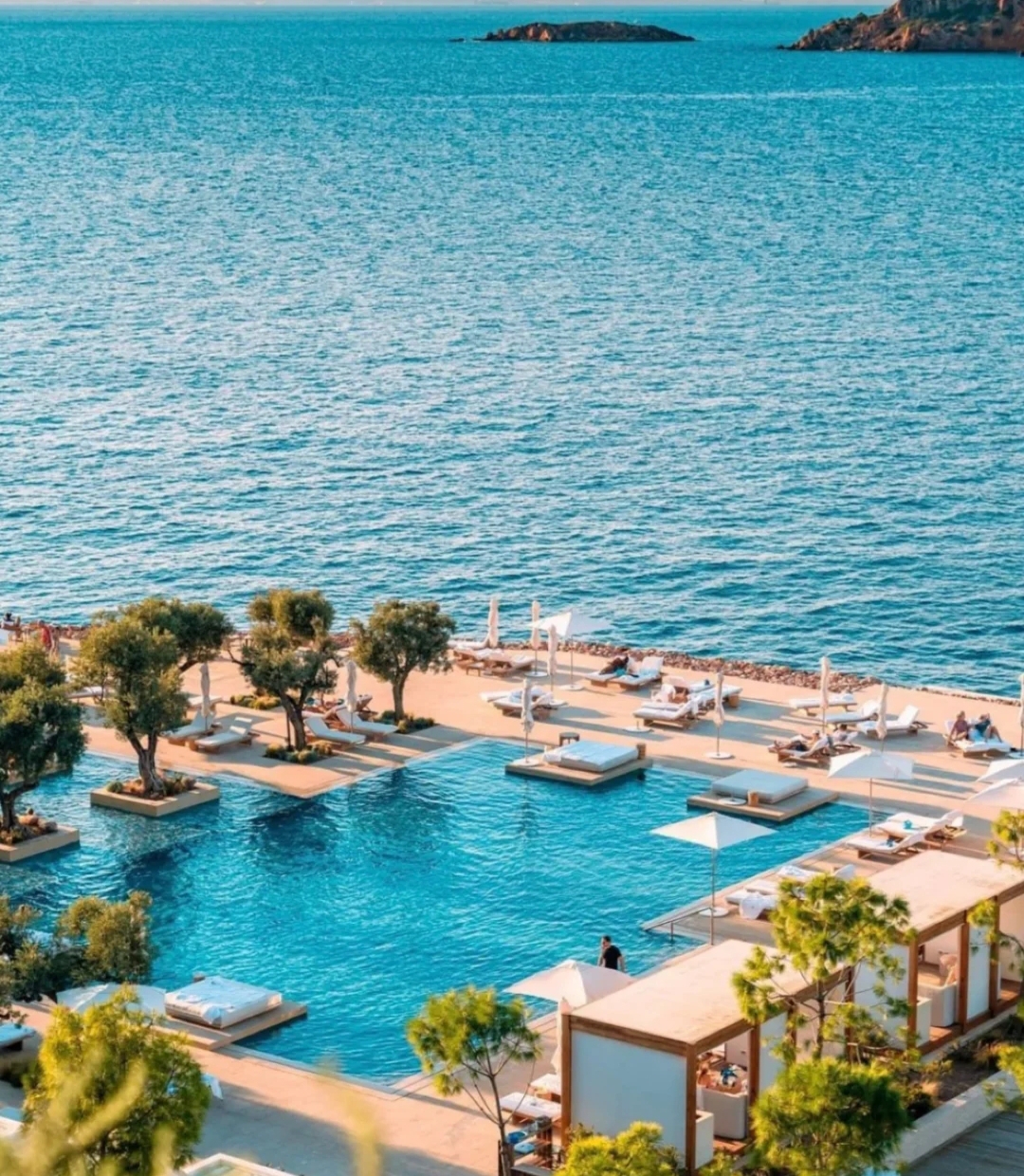 希腊首家四季酒店|爱琴海边的一片天堂