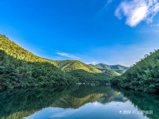 静湖