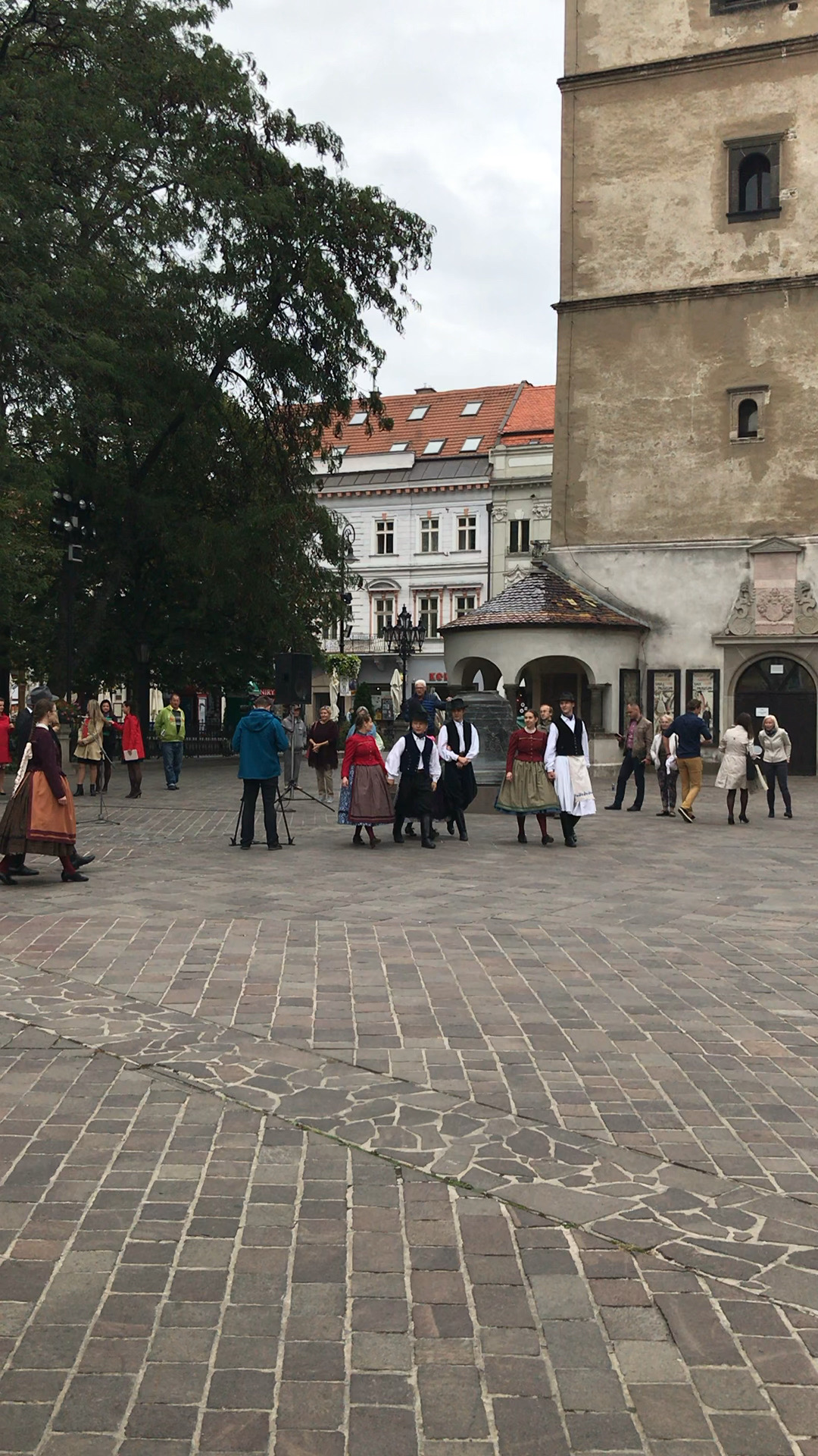街头偶遇匈牙利舞