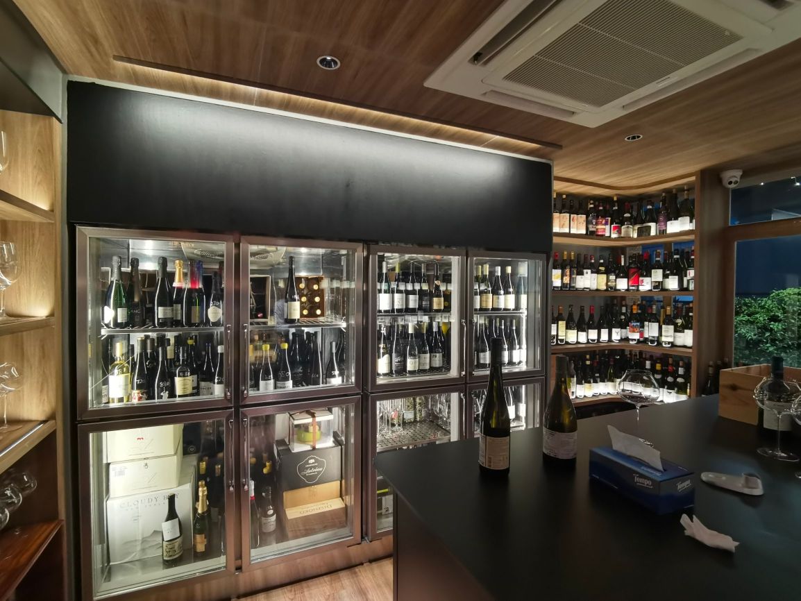 BLAZING 夹脚鞋与包