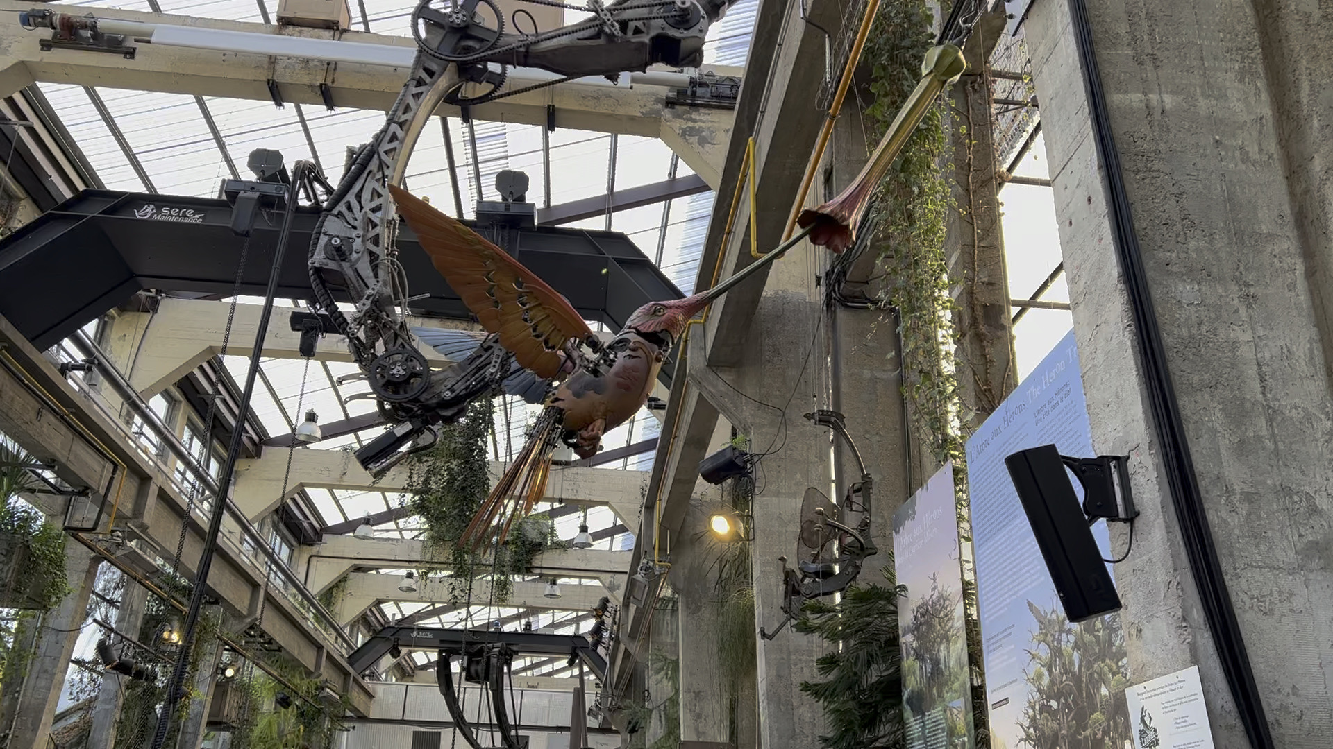 法国 ｜南特机械博物馆，会动的机器鸟