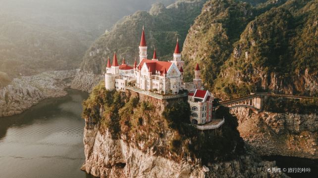 兴义市吉隆堡度假村