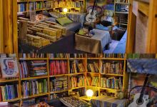 小屋里(独立书店)购物图片