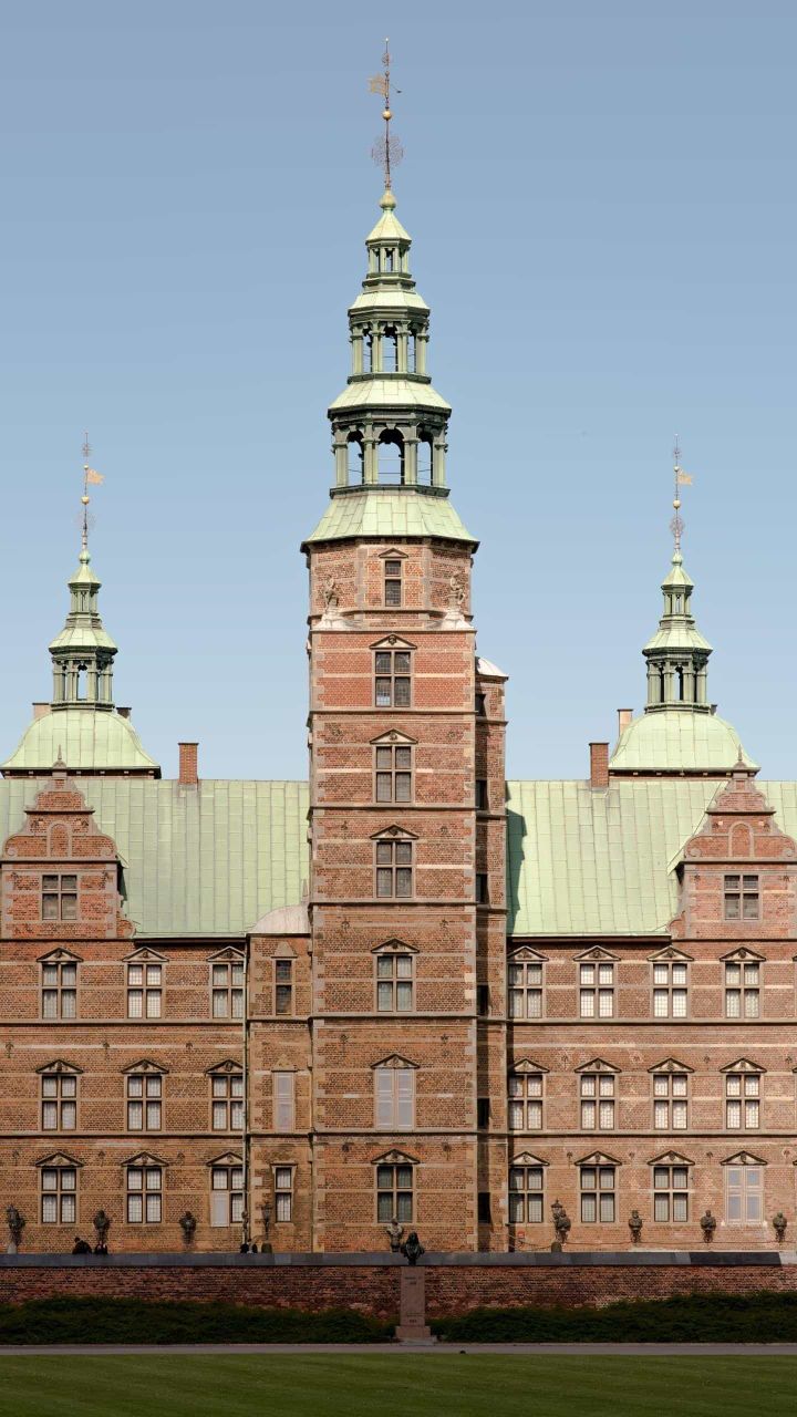 丹麦大皇宫安徒生童话故事的发源地，公主王子，才子佳人幸福生活的居住地。多少中外人民童年的幻想，将自己
