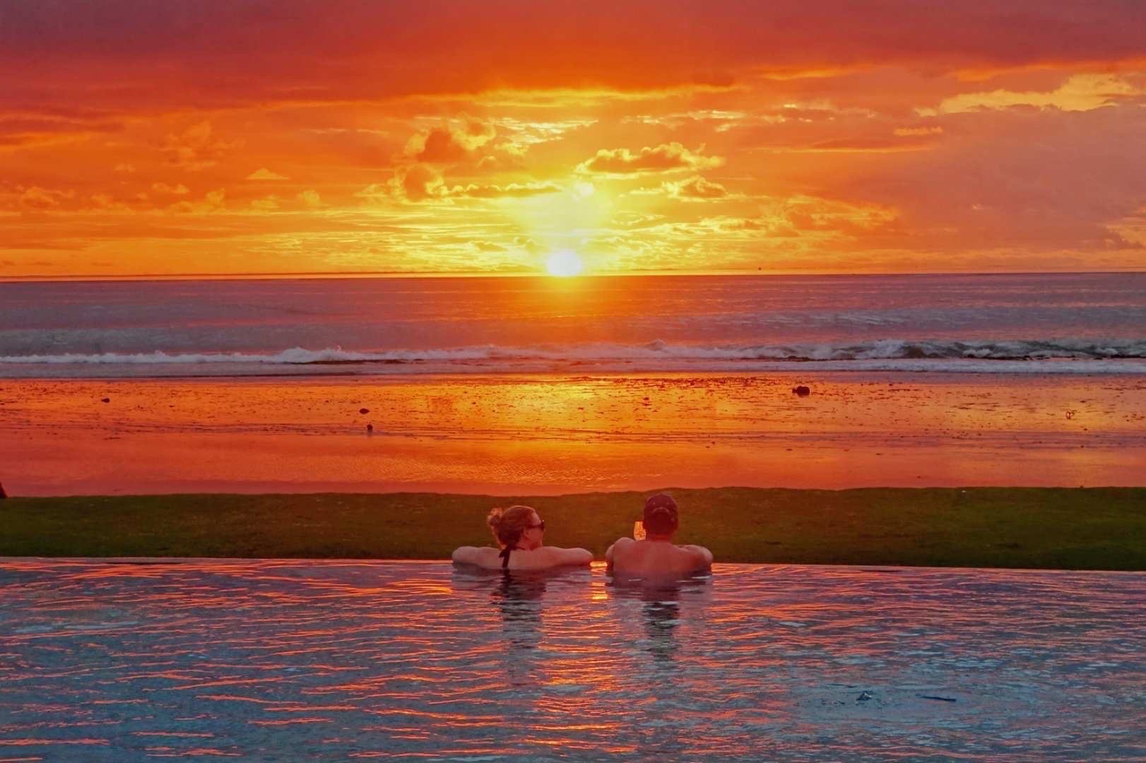 斐济洲际酒店｜晚霞，沙滩，清风，夕阳