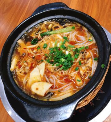 半坡私厨小锅米线(羊仙坡路店)