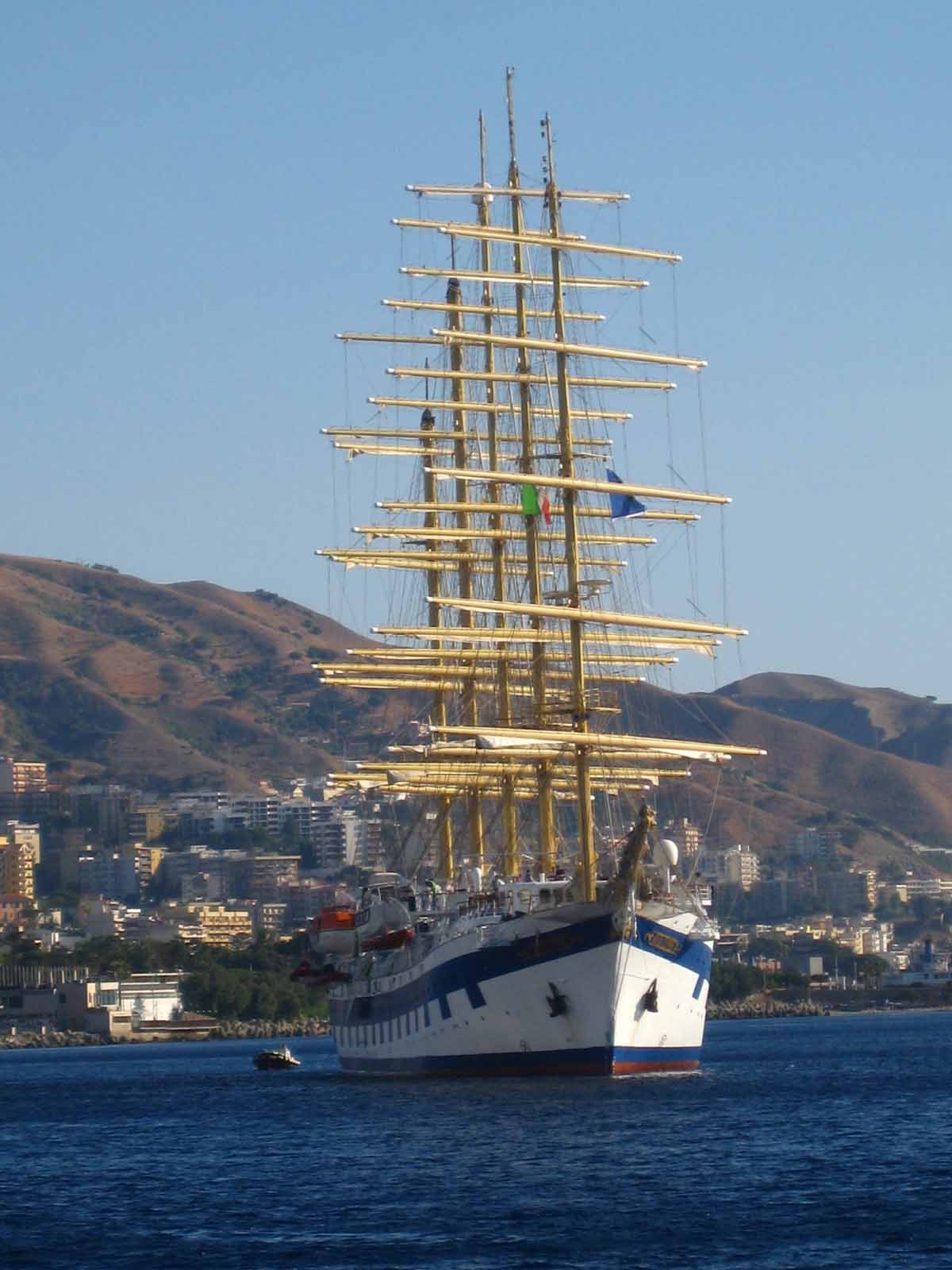 世界上最大的帆船