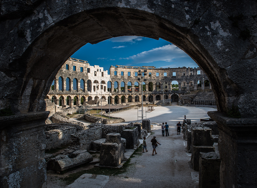 普拉竞技场——世界最大6座罗马竞技场之一