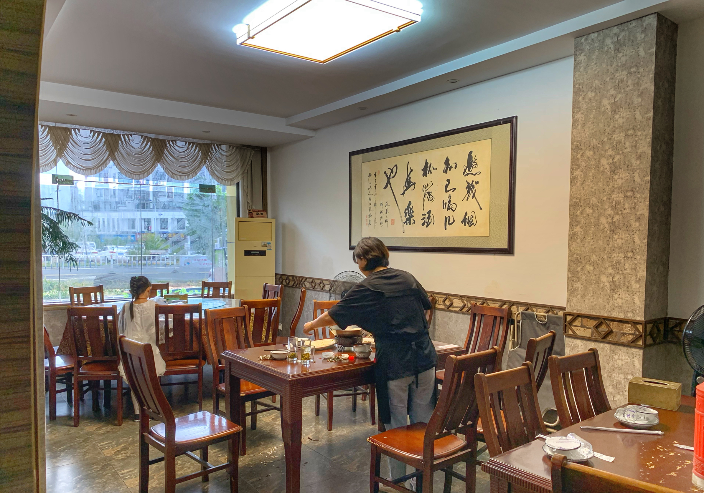 回头客酒楼(新城华庭店)餐厅图片