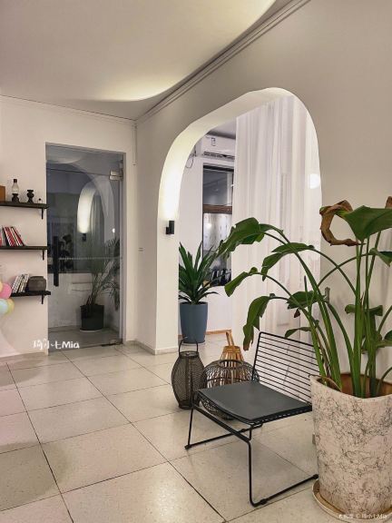 Gallery 4