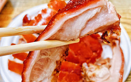 张家老字号四更烤乳猪饭店(富晟楼店)