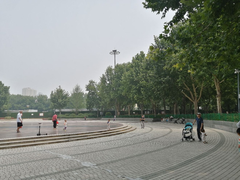 郑州绿城广场