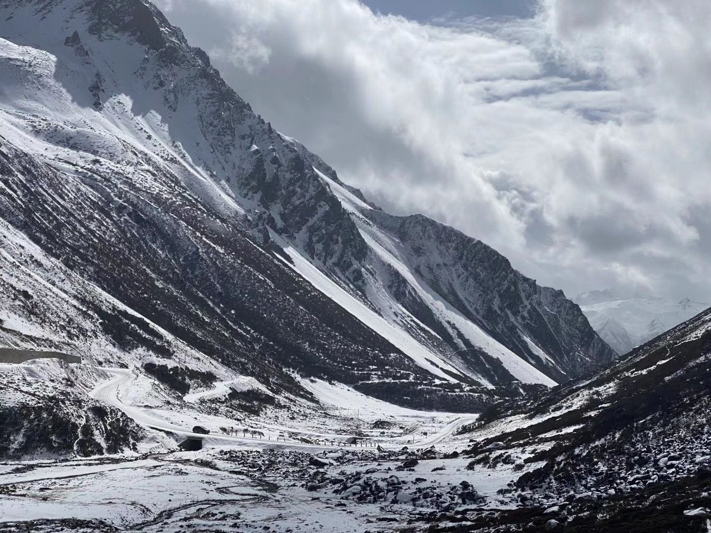 美丽雪山