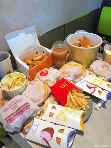 麦当劳(融创茂店)